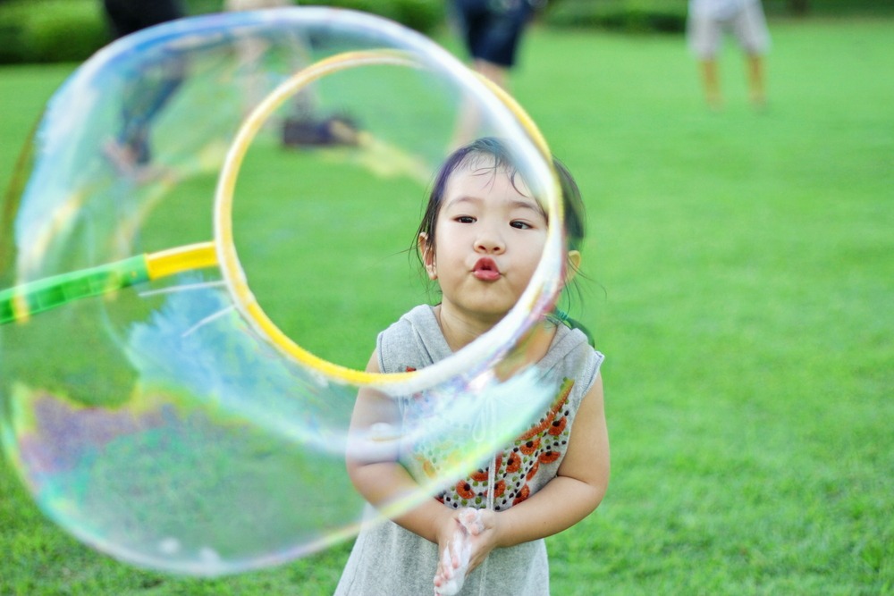 how to make giant bubbles